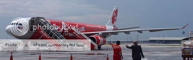 AirAsiaX2.jpg