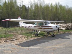 Cessna C152 OH-CVP EFHN 2008-05-04