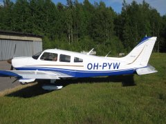 Piper PA-28-181 Archer II OH-PYW EFHN 2008-06-13