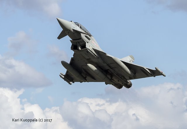 Typhoon FGR4