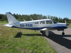 Piper PA-28R-200 Arrow II OH-PAM EFHN 2008-07-24