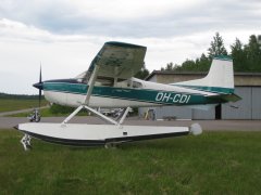 Cessna A185E Skywagon OH-CDI EFHN 2009-06-27