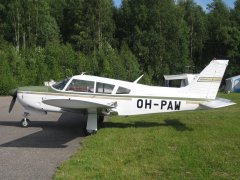 Piper PA-28R-200 Arrow II OH-PAW EFHN 2009-07-29