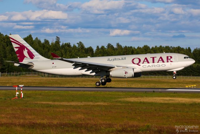 A7-AFI Qatar Airways Cargo A330-200F