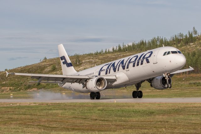 OH-LZD, lasku rwy 22