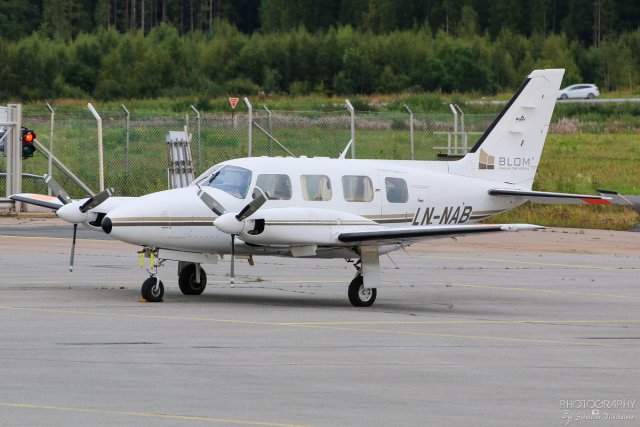 LN-NAB Blom Geomatics Piper PA-31 Navajo, 2.9.2017