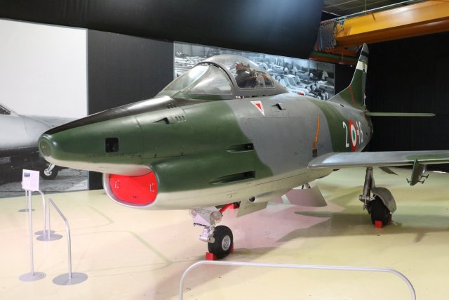 Fiat G90