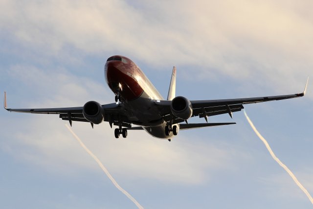 Norwegian EI-FVJ Boeing 737-8JP