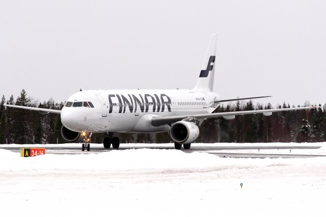 25.11 OH-LZA Finnair Airbus A321-211