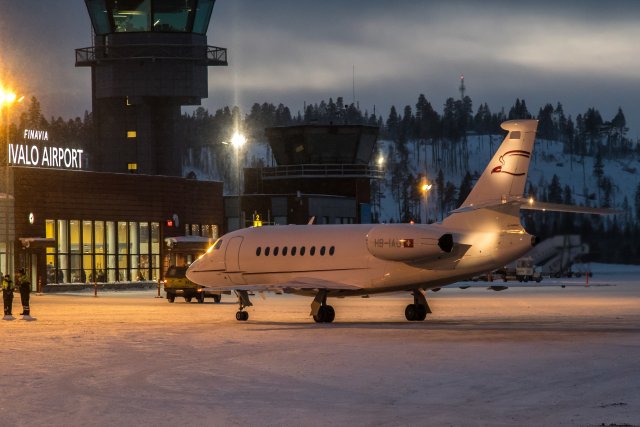 HB-IAU. Dassault Falcon 200EX