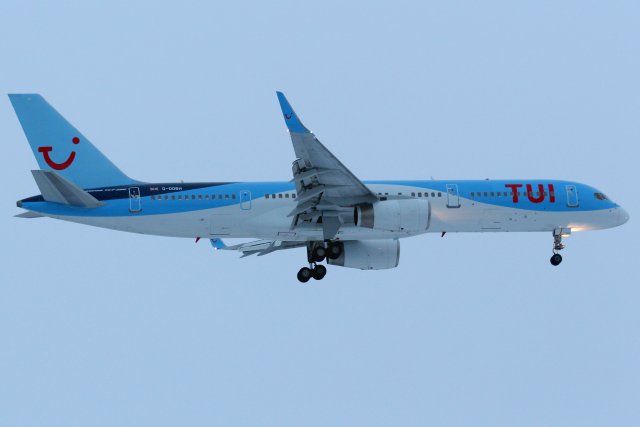 G-OOBH Boeing 757-236