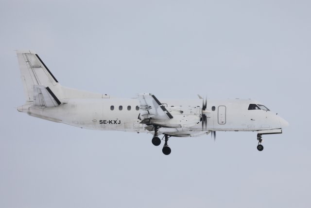 Tänään Nextjet Saab 340 SE-KXJ Tukholmasta laskussa 12:lle.