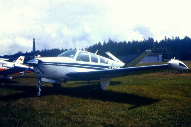 Beechcraft V35B Bonanza D-EBYC EFHN 1992-08-15