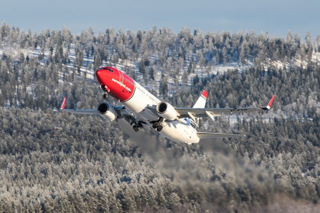 EI-FVP. Boeing 737-8JP