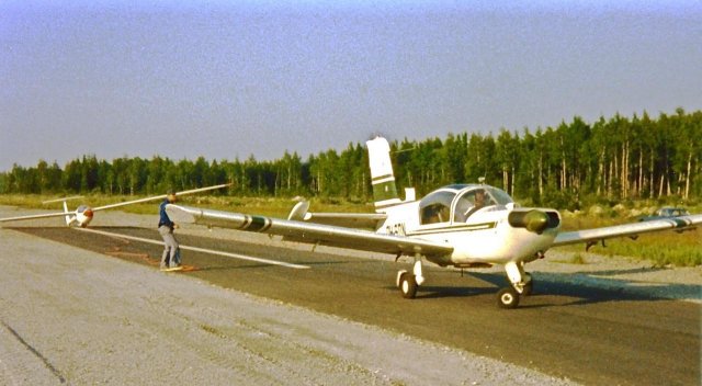 Socata MS 892A Rallye Commodore 150 OH-SDN & PIK-20 EFHN 1970s