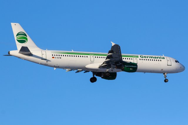 8.3 D-ASTW Airbus A321-211