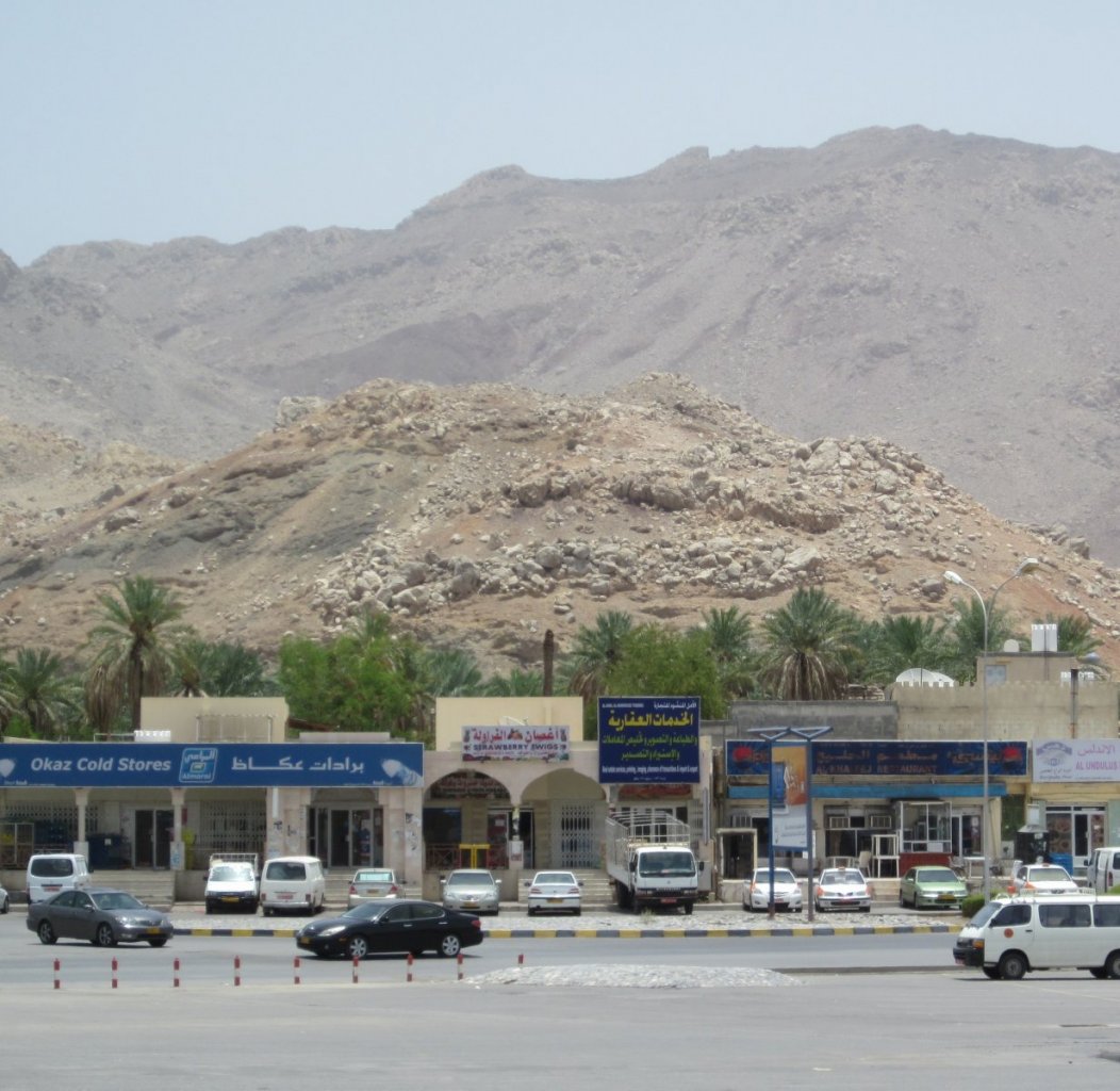 Oman.thumb.jpg.72f5b157fd71e84f15733a6ccffe59e8.jpg