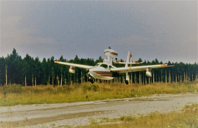 Lake LA-4-200 Buccaneer OH-AKI EFHN 1980