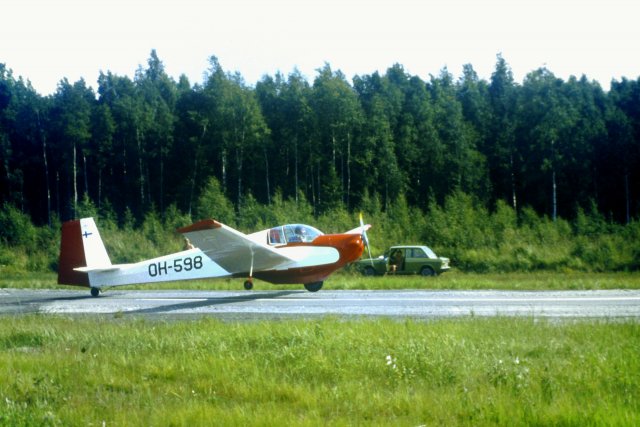 Scheibe SF-25C Falke OH-598 EFHN 1980