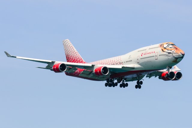 EI-XLD Rossiya B747-400