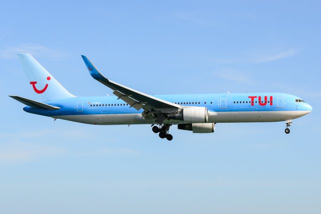 G-OBYK TUI Airways B767-300ER