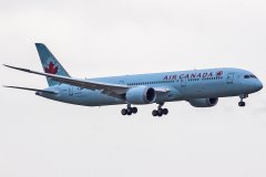 Air Canada Boeing 787-9 Dreamliner C-FNOE