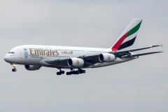 Emirates Airbus A380-861 A6-EEJ.