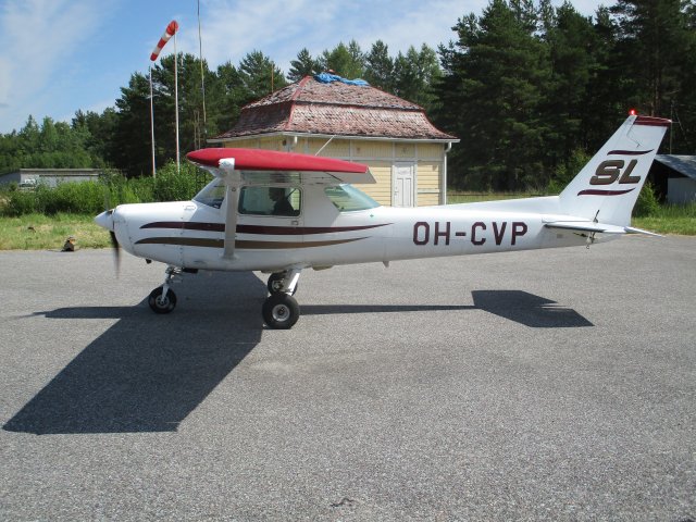 Cessna 152 II OH-CVP EFHN 2018-06-26