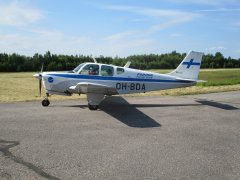 Beechcraft 35-B33 Debonair OH-BDA EFHN 2018-06-17