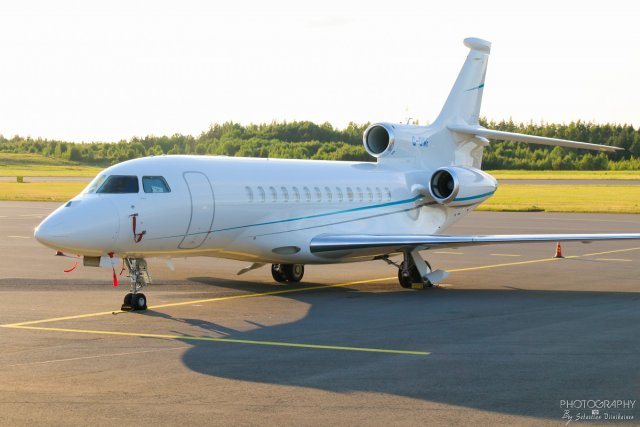 G-OIMF Tag Aviation  Dassault Falcon 7X