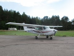 Cessna C172N Skyhawk OH-CTD EFHN 2018-07-14