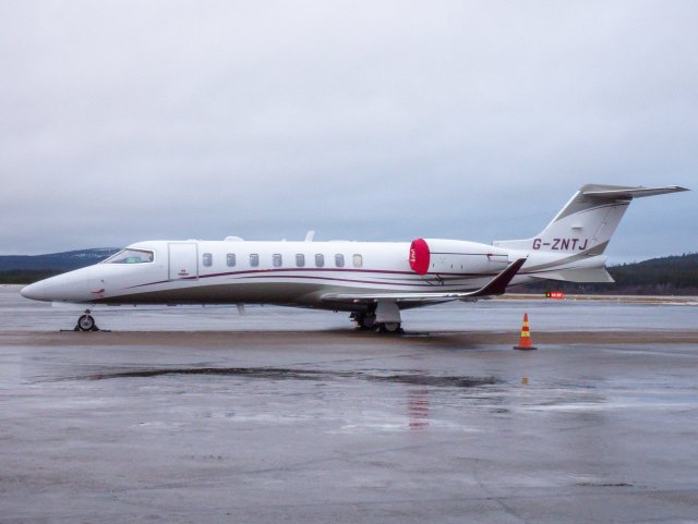 G-ZNTJ. Learjet 75. 10.11.2018