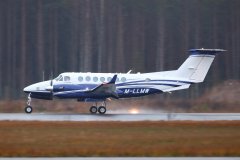 M-LLMW Beechcraft King Air 350 Pori 12.11.