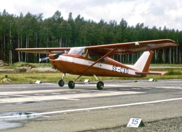 Cessna 172A SE-CXD EFHN 1987-06