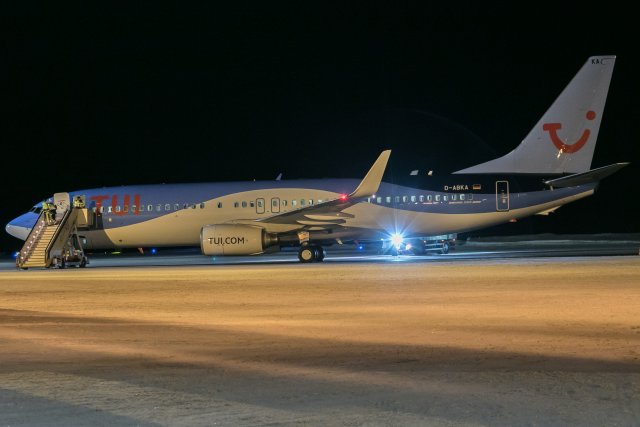 D-ABKA. Valenciasta Ivaloon ja Hannoveriin paluu. 28.12.2018. Boeing 737 82R