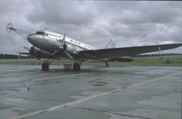 Douglas DC-3A-214 OH-VKB EFKU 1979