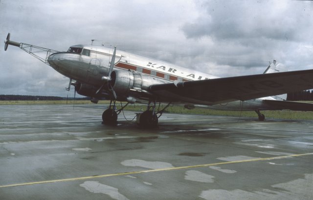 Douglas DC-3A-214 OH-VKB EFKU 1979