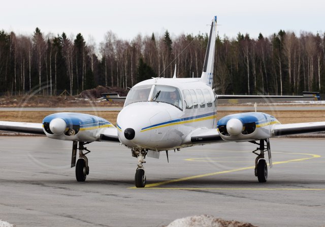 SE-FNE - Piper PA-31-350 Navajo Chieftain - Jonair - 28.3.2019