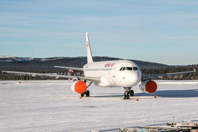 LZ-MDK. Airbus 320-232. Bukarestista Ivaloon.