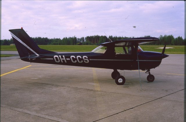 Cessna C150H OH-CCS EFKU 1987-07