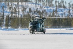 NH-211. Kevään helikopteriharjoitus meneillään Ivalon lähiympäristössä.