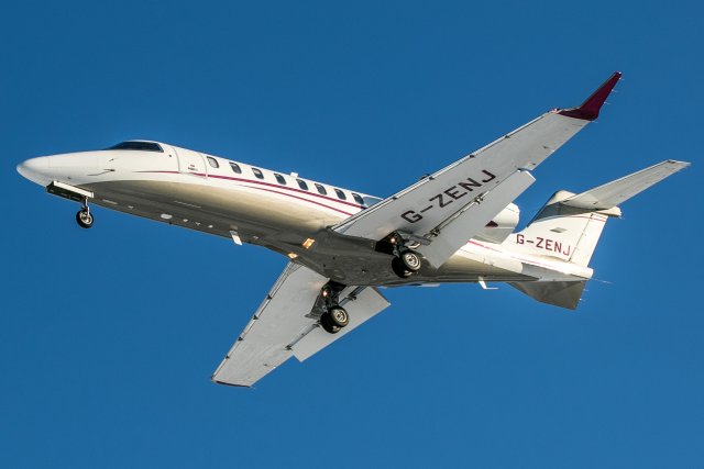 G-ZENJ. Bombardier Learjet 75.