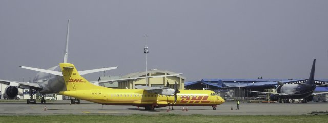 Solenta Aviation / DHL ATR 72-212F ZS-XCM