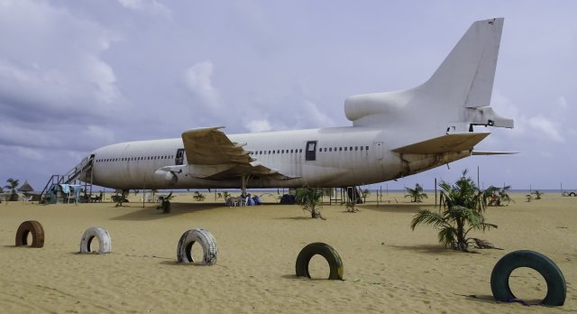 Air Rum Lockheed L-1011-200 TriStar 9L-LFB (9L = Sierra Leone)