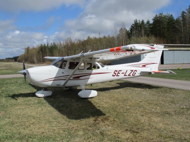 Cessna 172S Skyhawk SP SE-LZG EFHN 2019-05-07