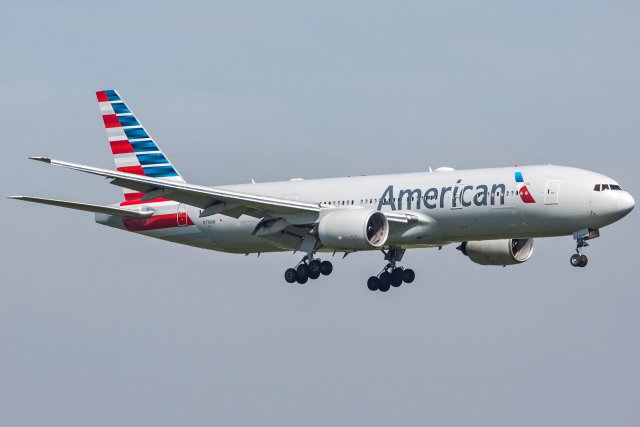 American Airlines Boeing 777-223(ER) N776AN