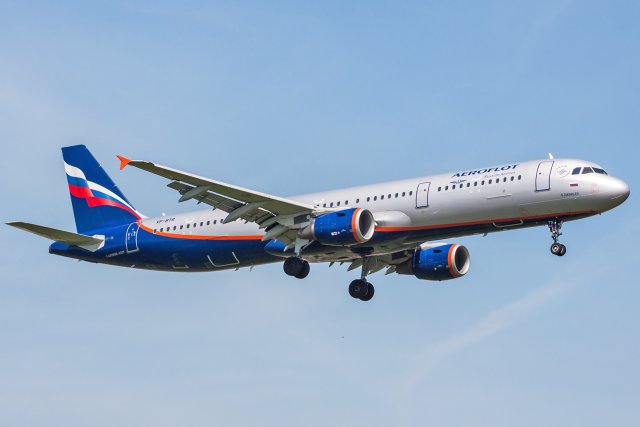 Aeroflot - Russian Airlines Airbus A321-211 VP-BTR