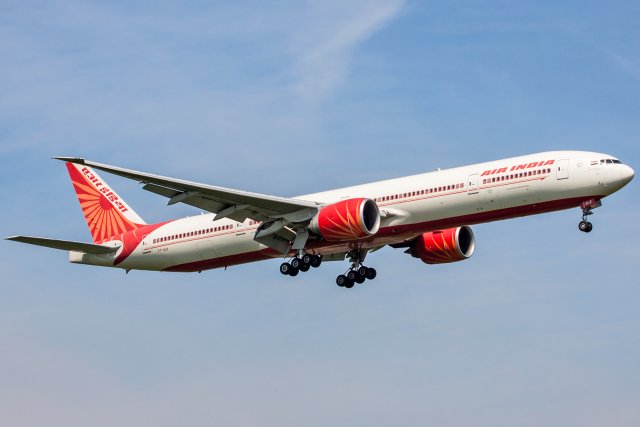 Air India Boeing 777-337(ER) VT-ALK