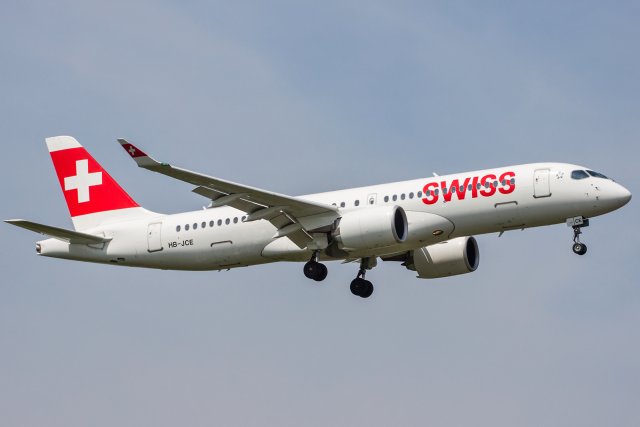 Swiss Bombardier CSeries CS300 (BD-500-1A11) HB-JCE