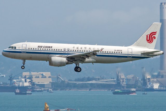 Air China Airbus A320-214 B-6828